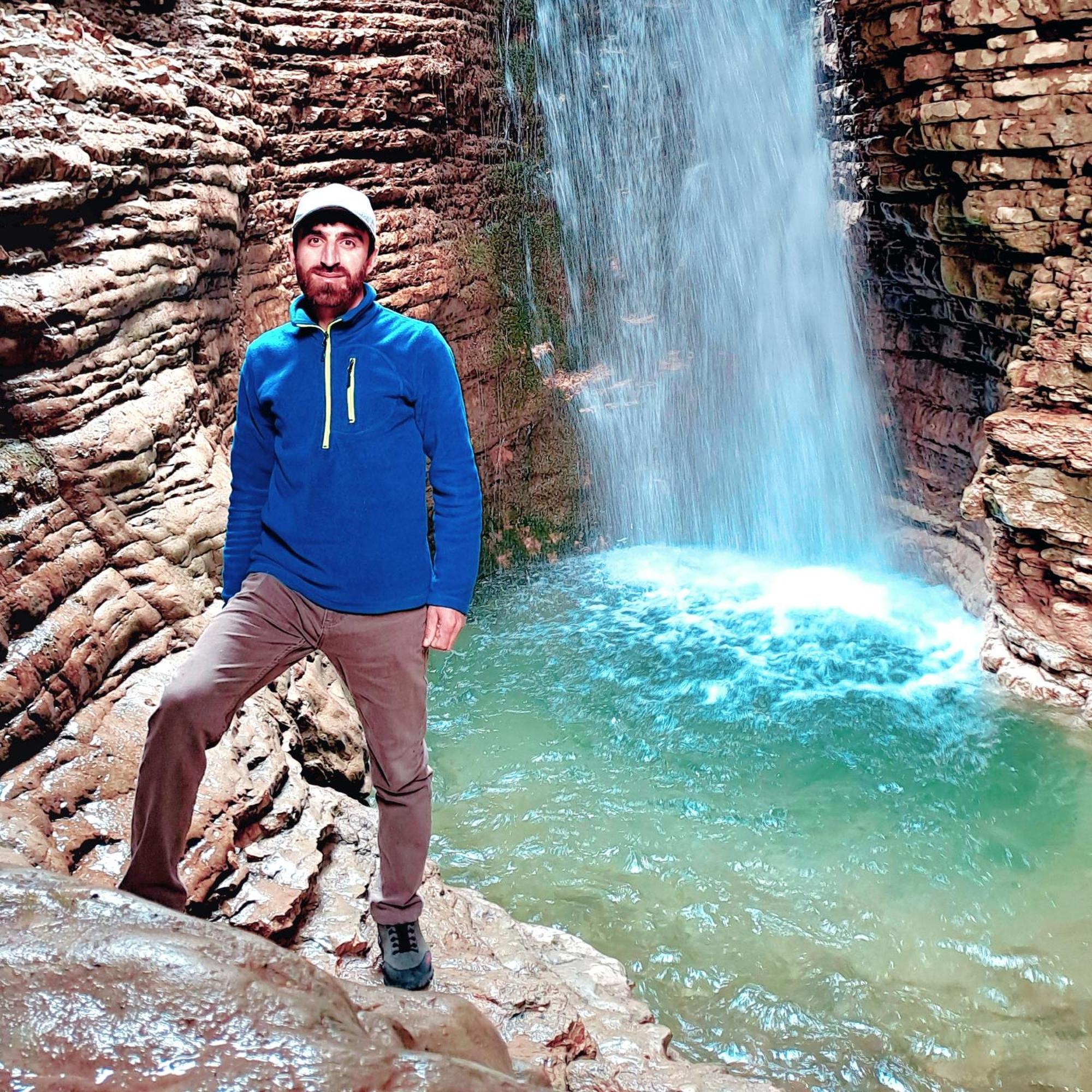 Xinaliq Khinalig Izzet'S Riverside Home Stay エクステリア 写真