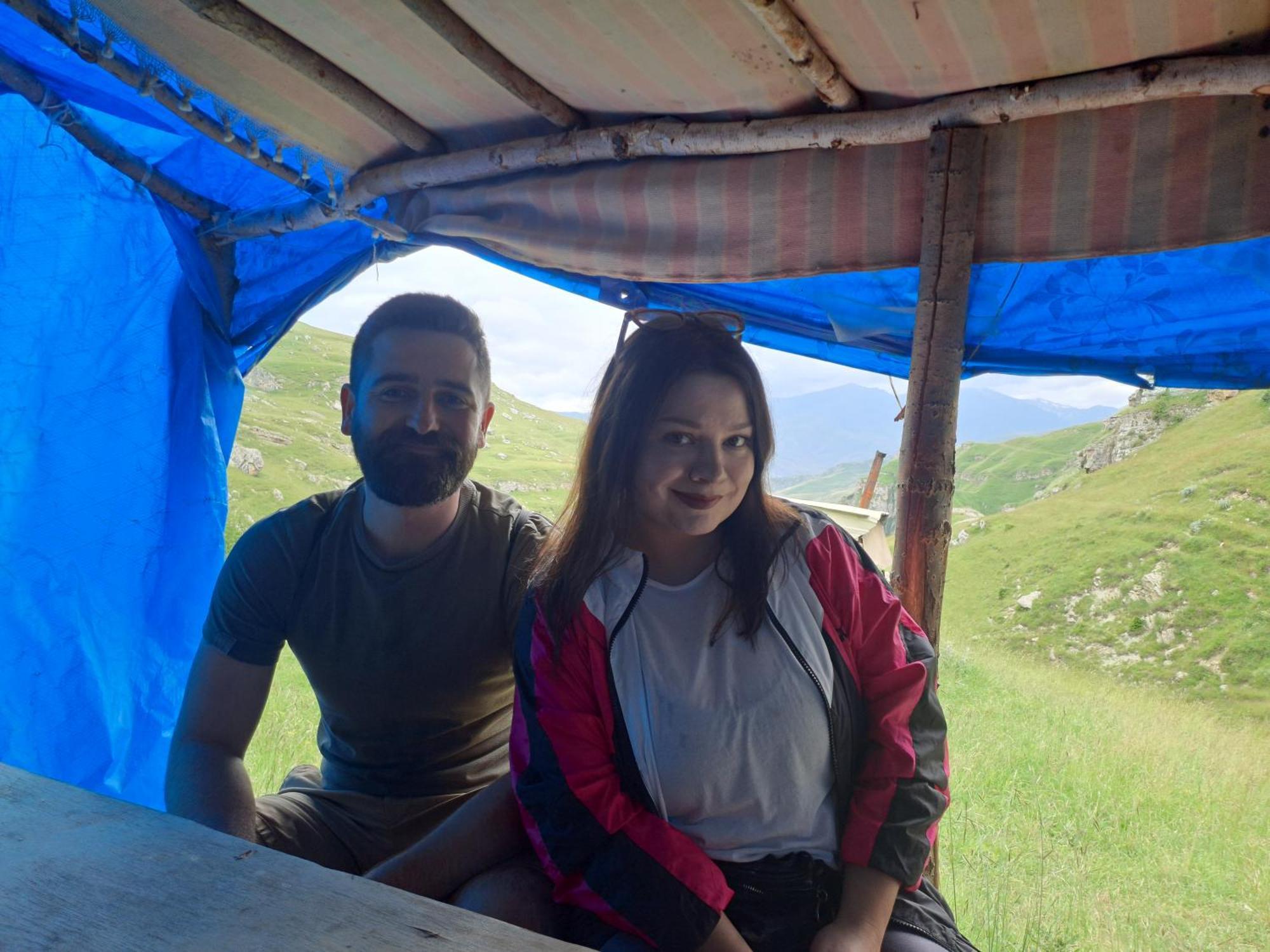Xinaliq Khinalig Izzet'S Riverside Home Stay エクステリア 写真