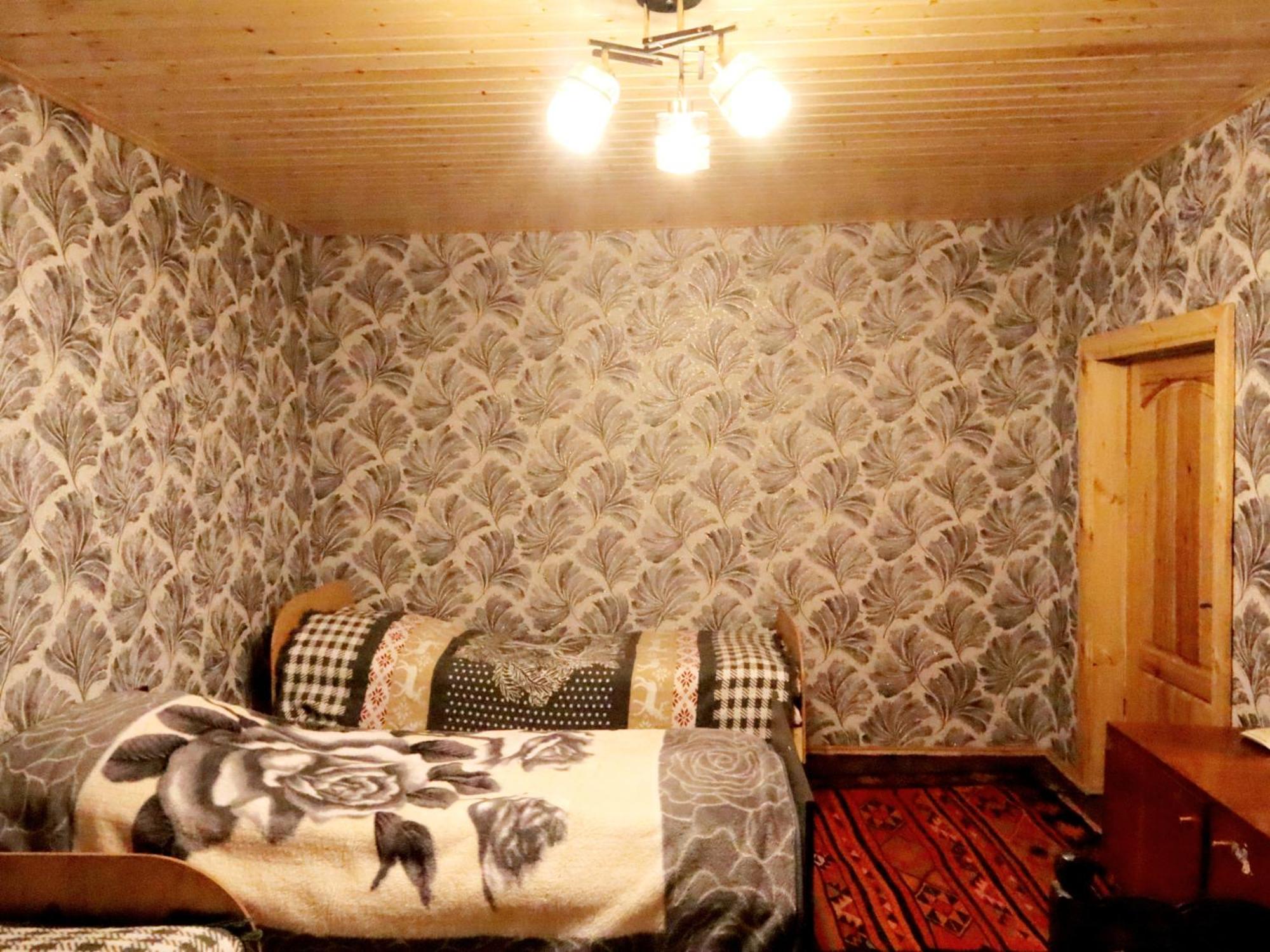 Xinaliq Khinalig Izzet'S Riverside Home Stay エクステリア 写真