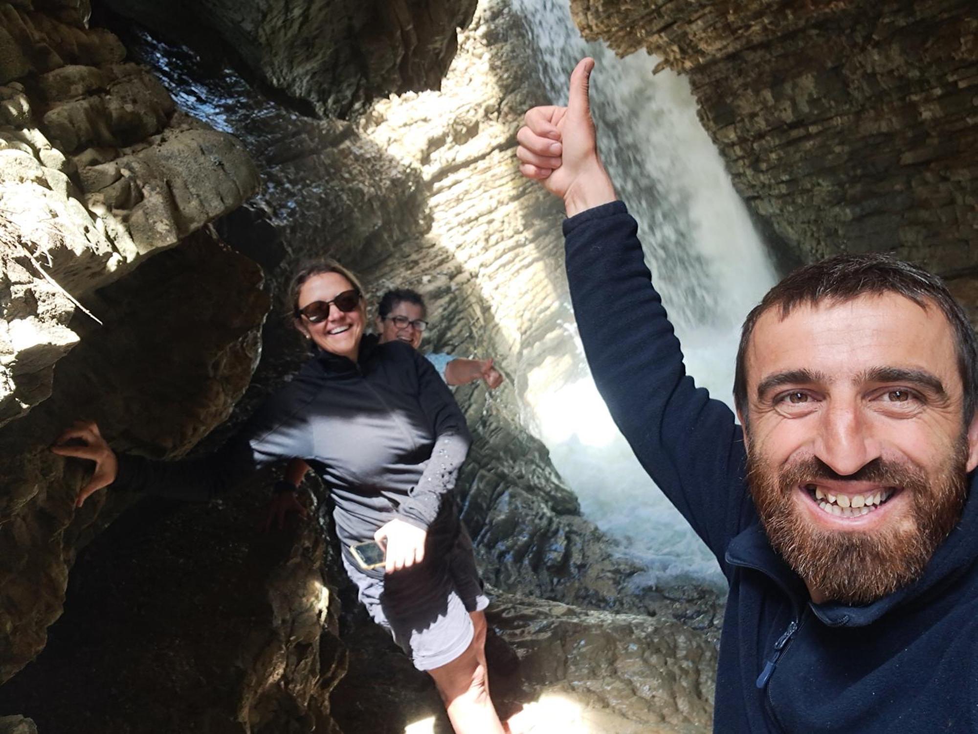 Xinaliq Khinalig Izzet'S Riverside Home Stay エクステリア 写真